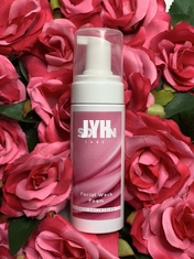 OEM Foaming Facial Cleanser มอยซ์เจอไรเซอร์ไวท์เทนนิ่งสกินแคร์ Naturals Face Wash 120ml
