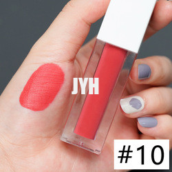 ลิปสติกเนื้อแมทกันน้ำติดทนนาน 3 กรัม สีชมพูอมแดง