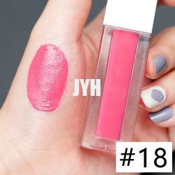 ลิปสติกเนื้อแมทกันน้ำติดทนนาน 3 กรัม สีชมพูอมแดง