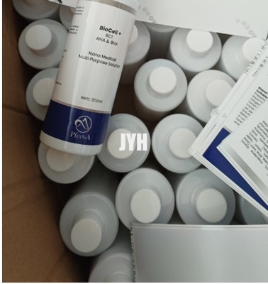 300ml AHA BHA Clarifying Toner และปรับรูขุมขนให้นุ่มนวลและเรียบเนียน Balance Oil
