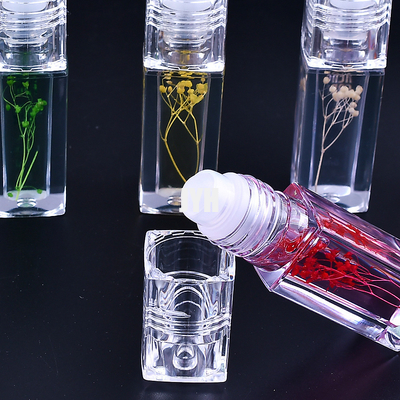 Waterproof Lip Plumper Oil No Logo Customized Scent ลิปกลอสอวบอิ่ม